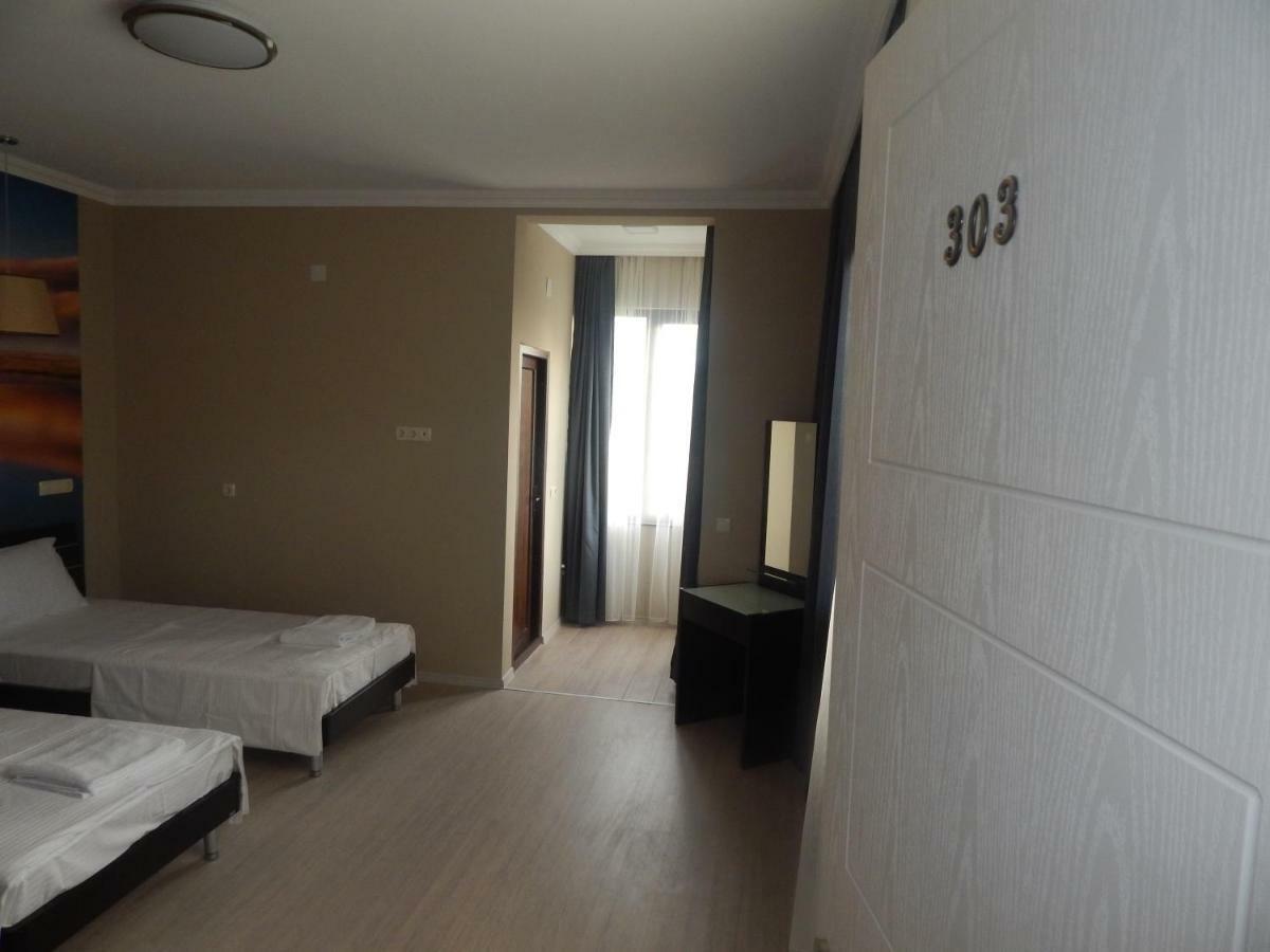 My House Hotel Batumi Exterior foto